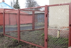 Заборы для дачи из рабицы в Ивантеевке - Город Мастеров
